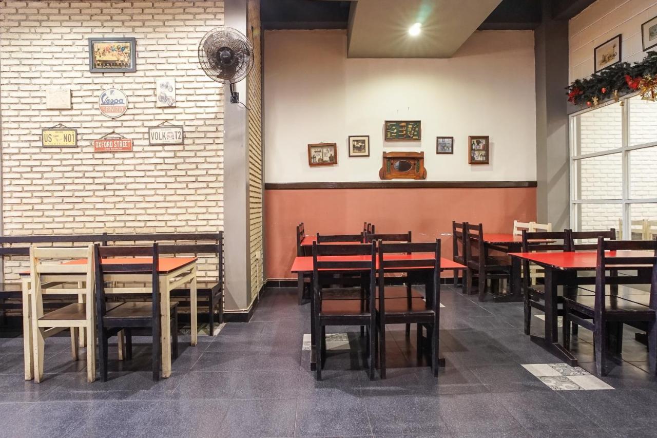 Heine Hotel Manado Bagian luar foto